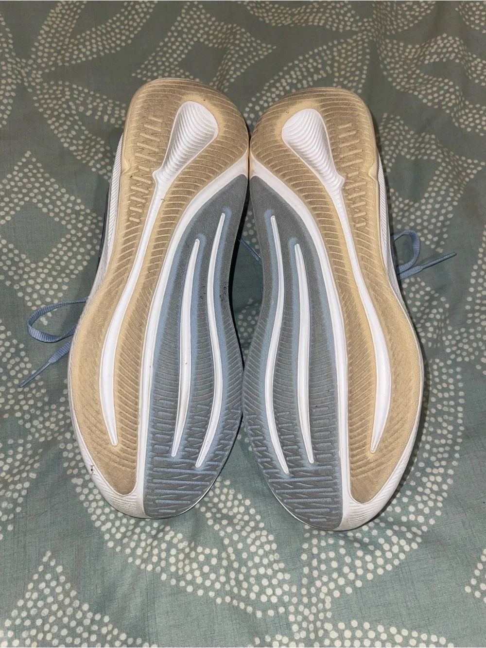 adidas Supernova Ease athletic shoes